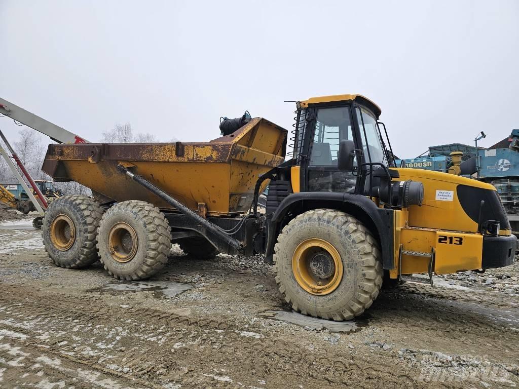 JCB 722 Зчленовані самоскиди