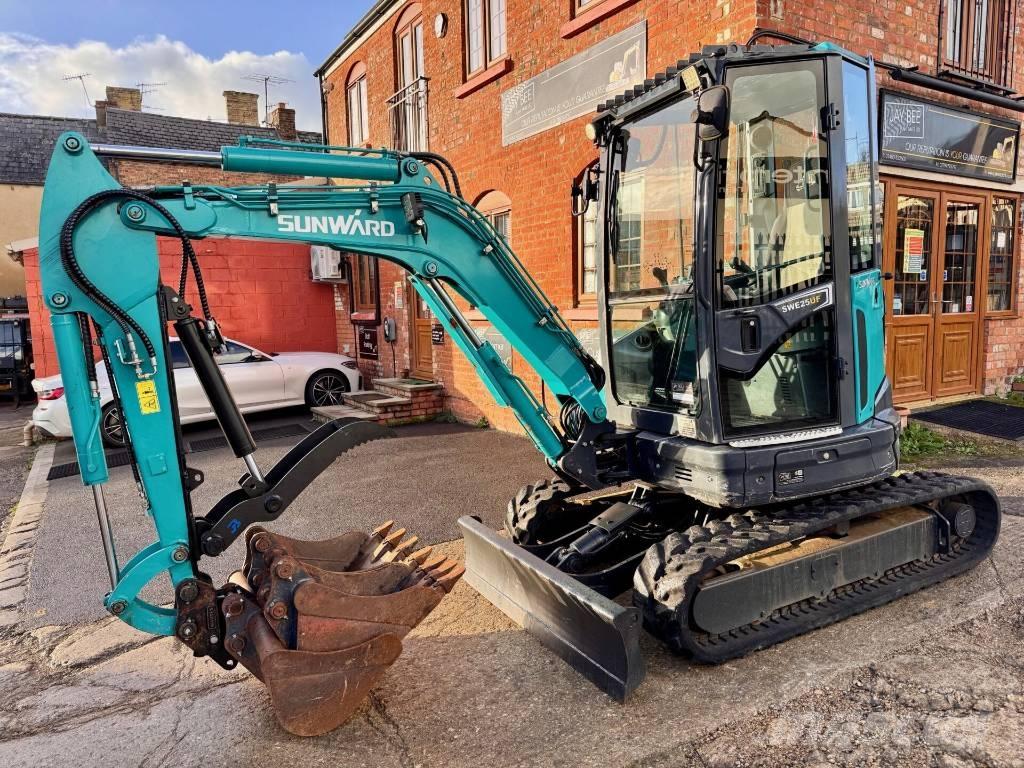 Sunward SWE 25 UF Міні-екскаватори < 7т