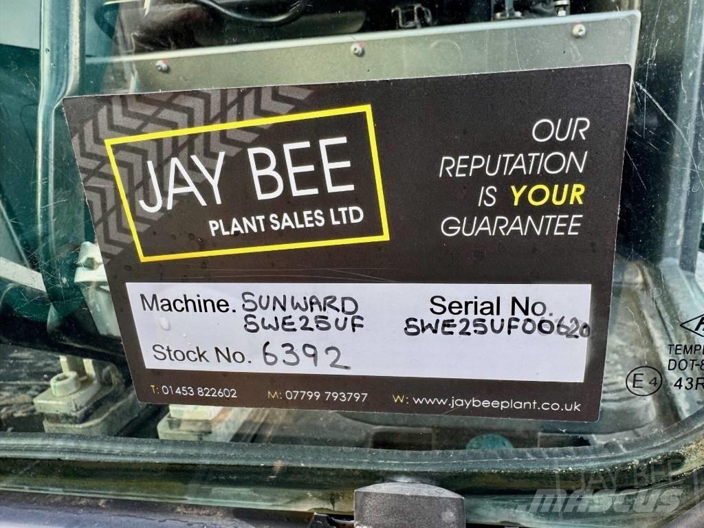 Sunward SWE 25 UF Міні-екскаватори < 7т