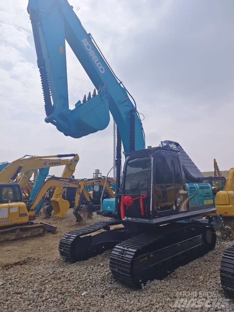 Kobelco SK 200 Гусеничні екскаватори