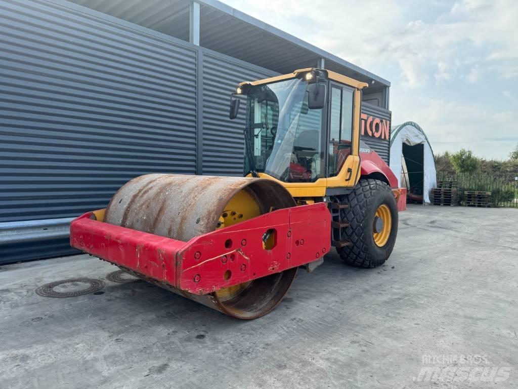 Volvo SD135B Грунтові котки