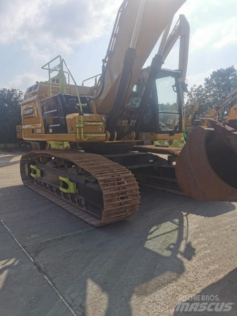 CAT 352 Гусеничні екскаватори