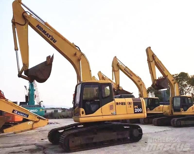 Komatsu pc200-7 Гусеничні екскаватори