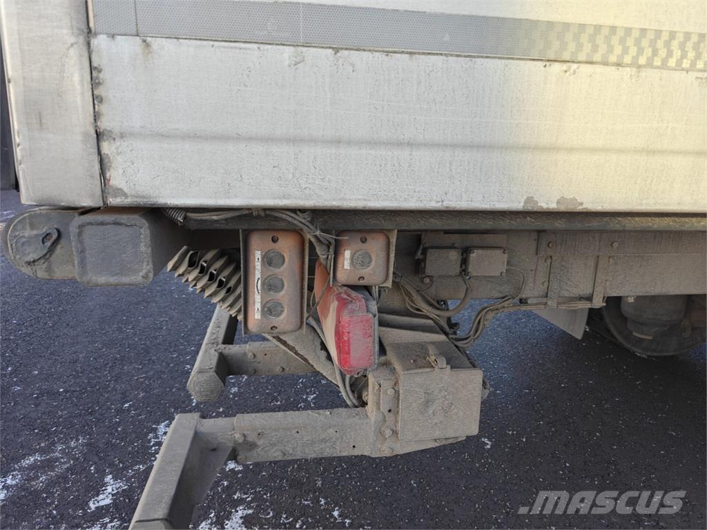 Scania P320 Фургони