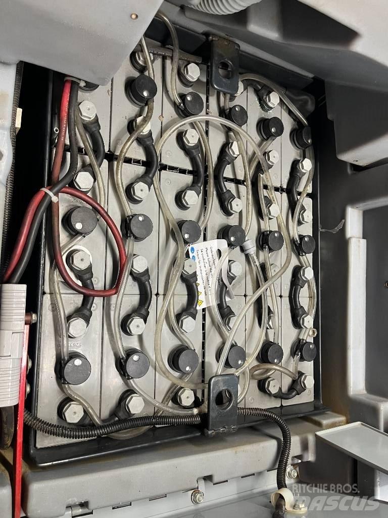 Nilfisk BR 800 S Підлогомиючі машини
