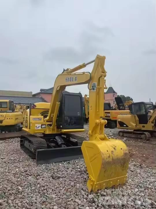 Komatsu PC70-8 Середні екскаватори 7т. - 12т.
