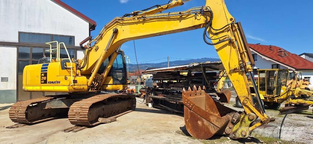 Komatsu PC 210 Гусеничні екскаватори