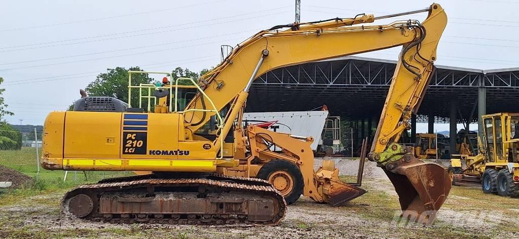 Komatsu PC 210 Гусеничні екскаватори