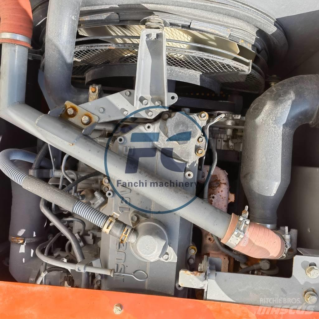 Hitachi ZX 200-3 Гусеничні екскаватори