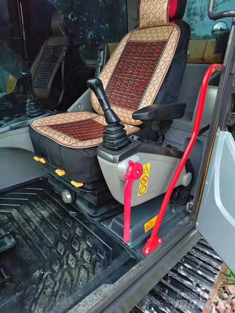 Volvo EC 300 Гусеничні екскаватори