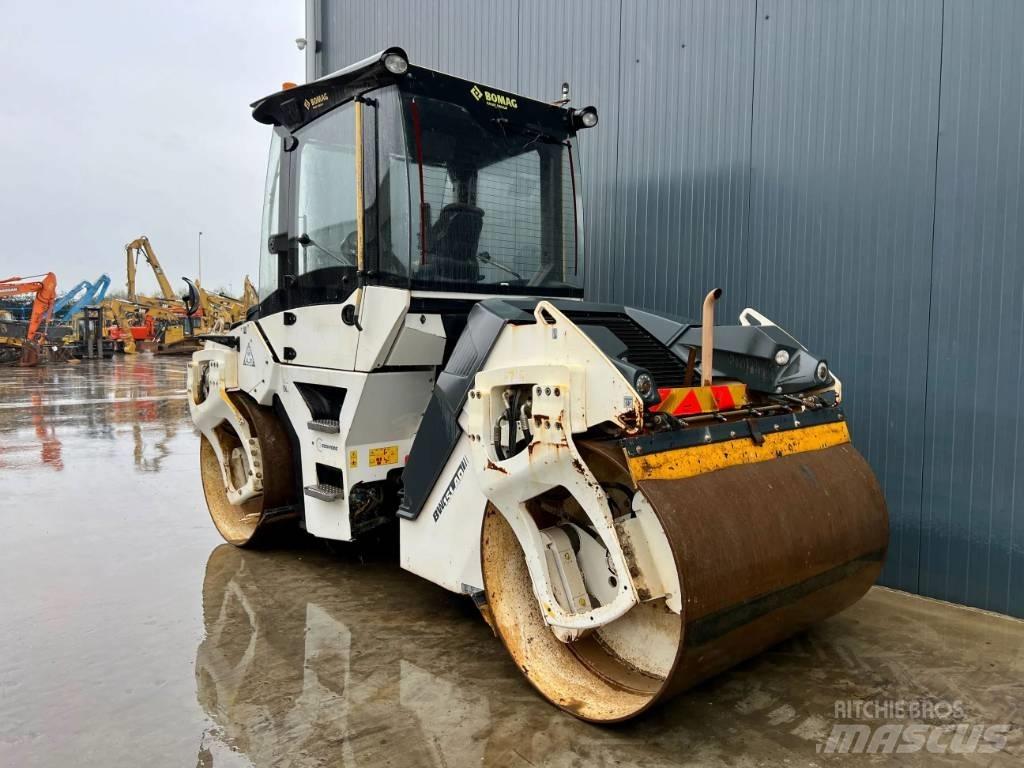 Bomag BW151AD-5 Котки тротуарні