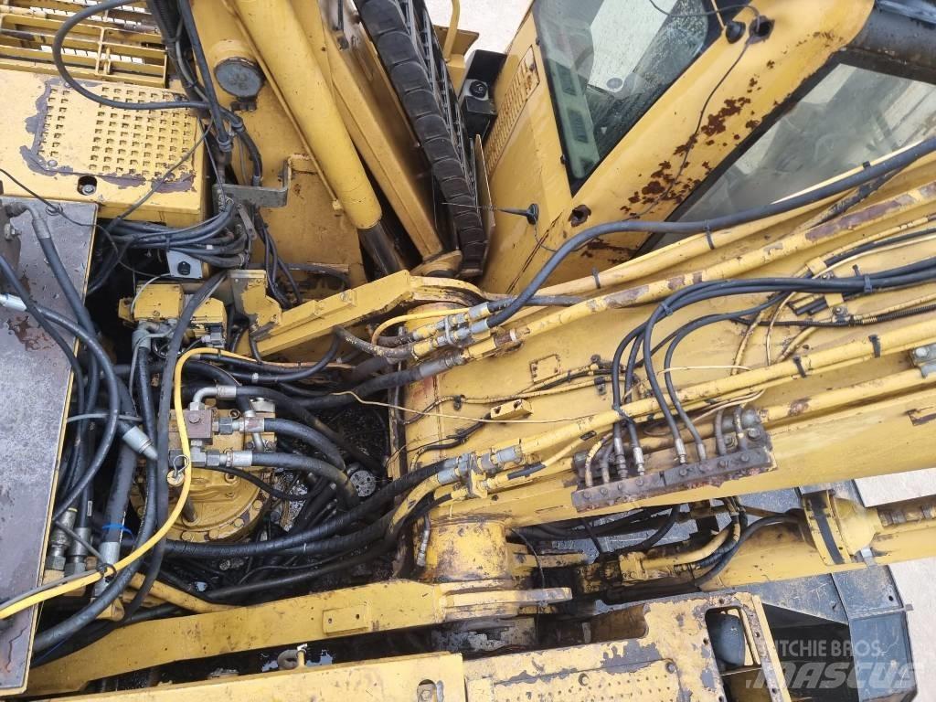 CAT M 325 C L MH Перевантажувачі металобрухту/промислові навантажувачі
