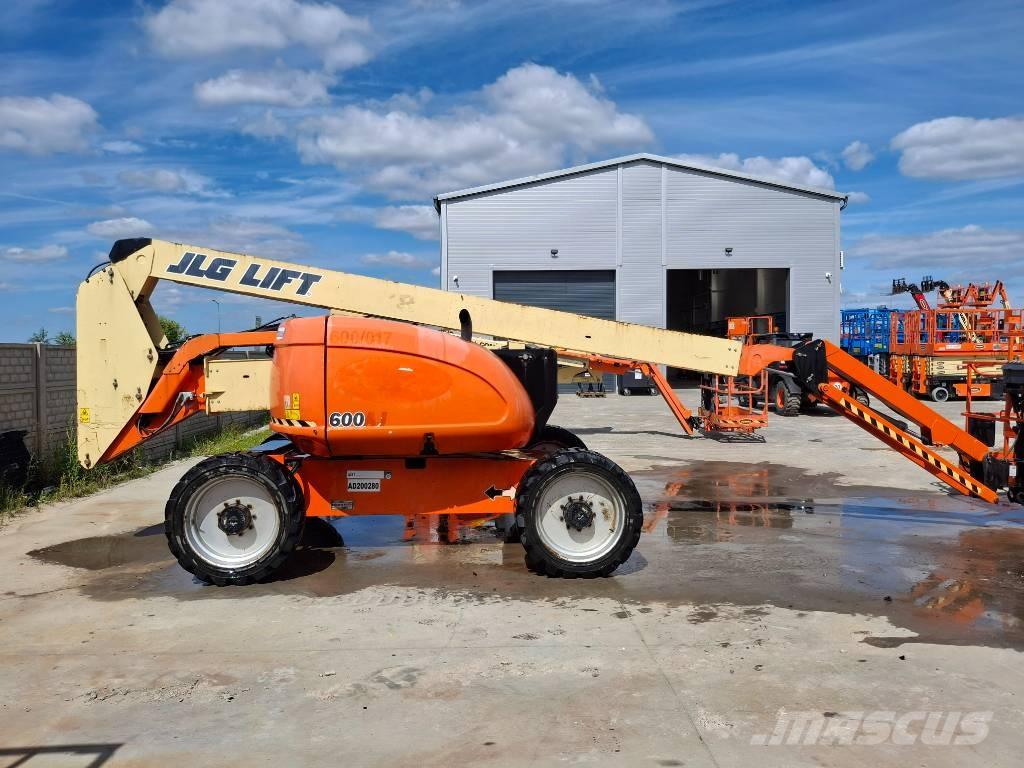 JLG 600AJ Колінчаті підйомники