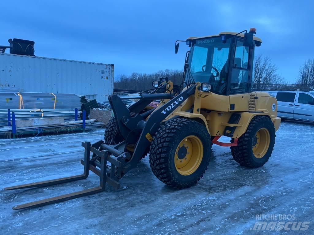 Volvo L 30 G Фронтальні навантажувачі