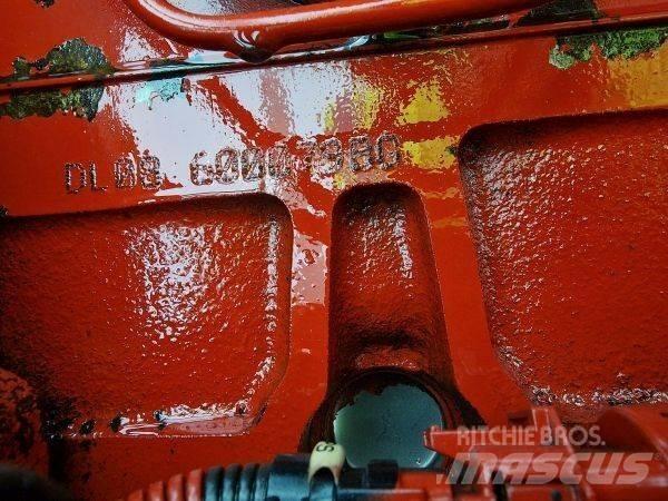 Doosan DL08 Двигуни