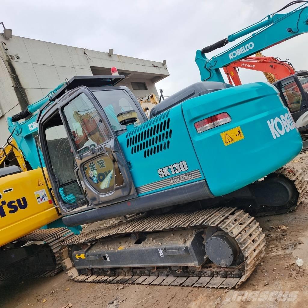 Kobelco SK 130 SR Гусеничні екскаватори