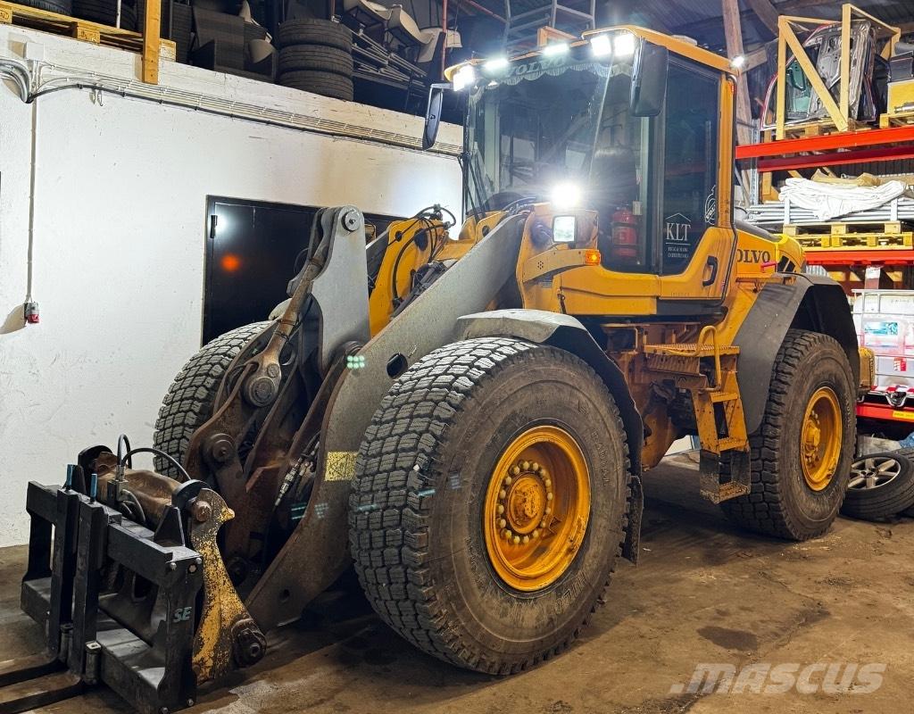 Volvo L70F Фронтальні навантажувачі