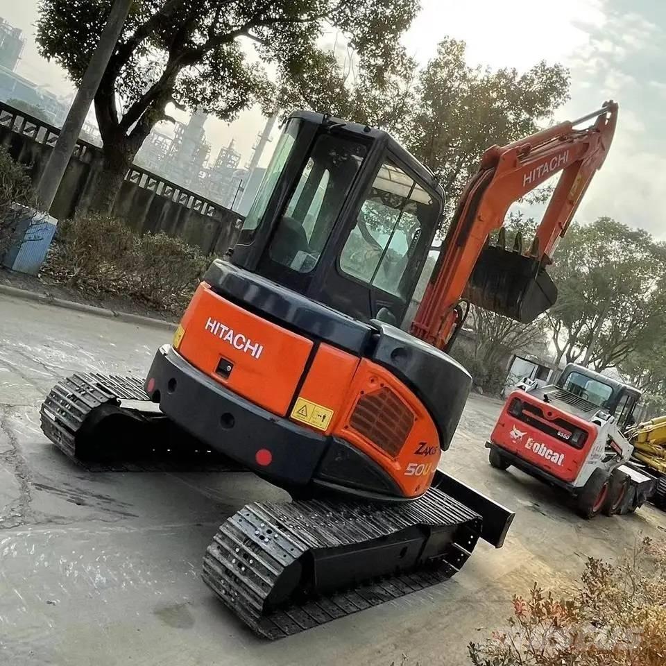Hitachi ZX50U Міні-екскаватори < 7т