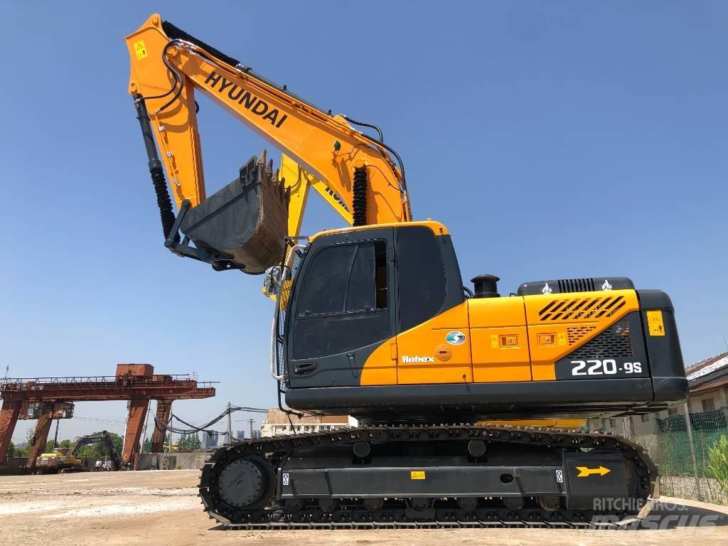 Hyundai R220-9s Гусеничні екскаватори