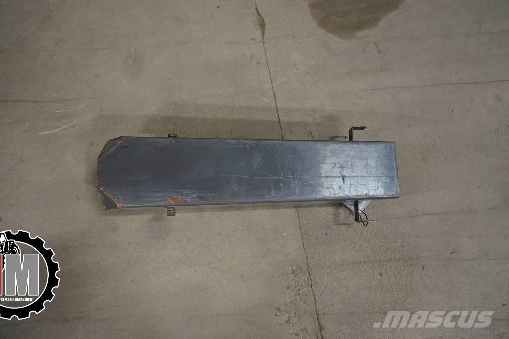 Valtra A 83 HT Skydd Шасі