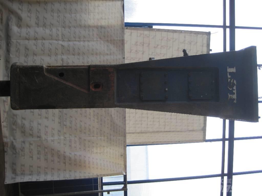 LST XB 3100 Плуги