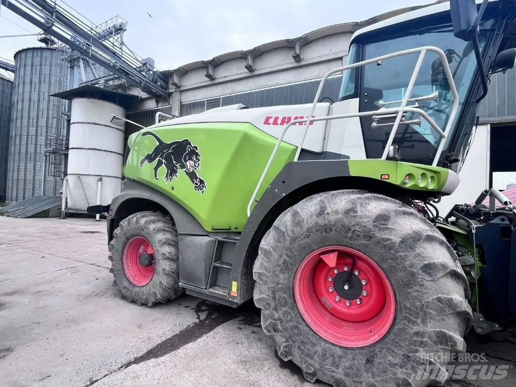 CLAAS Jaguar 980 Кормозбиральні комбайни