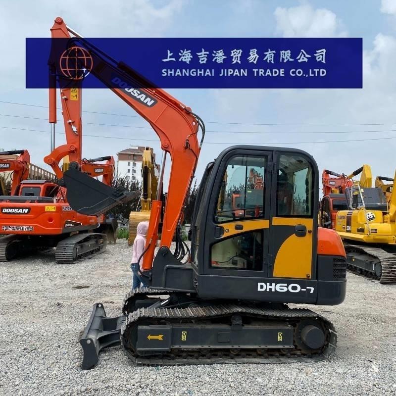 Doosan DH 60-7 Гусеничні екскаватори