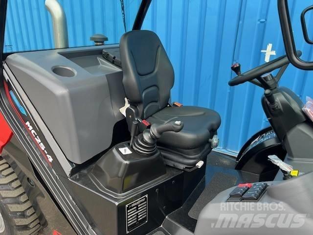Manitou MC 25-4 D K Дизельні навантажувачі