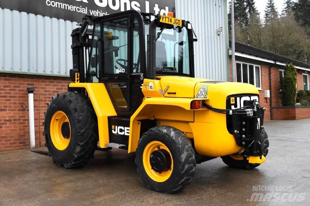 JCB 940 Навантажувачі підвищеної прохідності