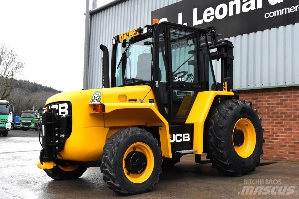 JCB 940 Навантажувачі підвищеної прохідності