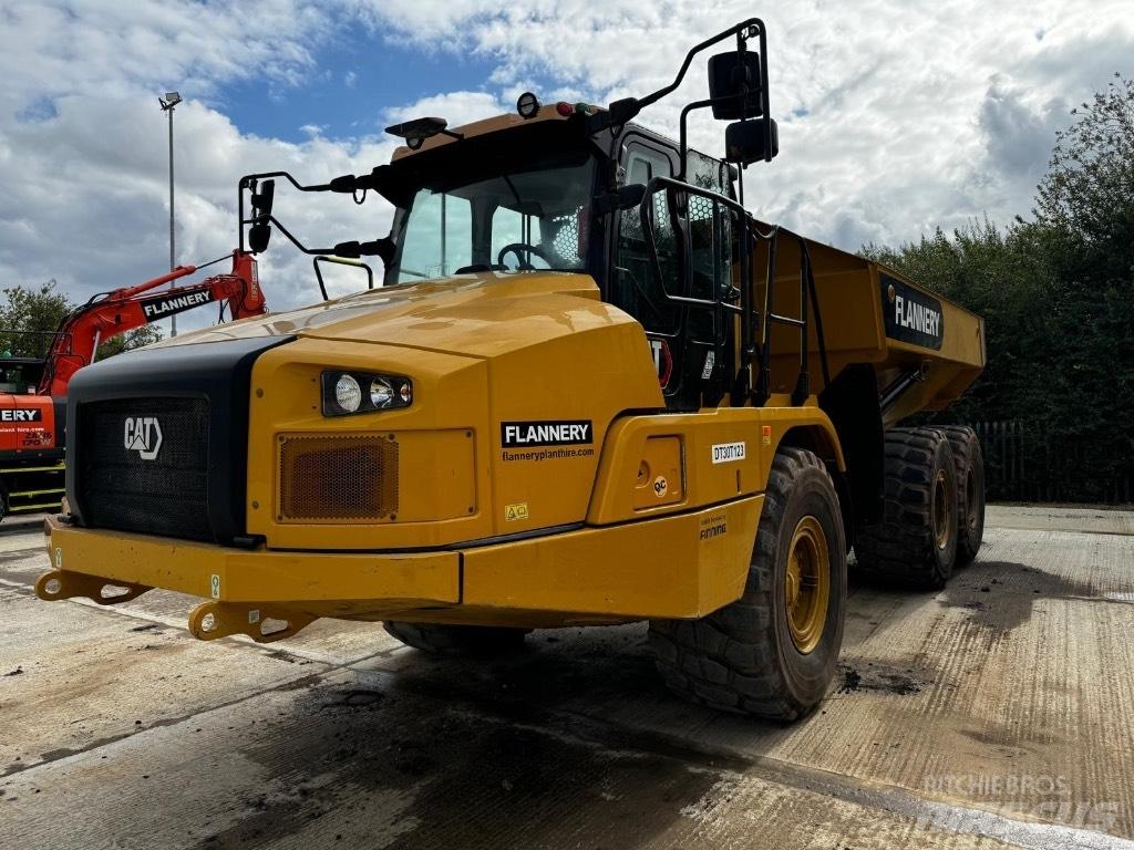 CAT 730 Зчленовані самоскиди
