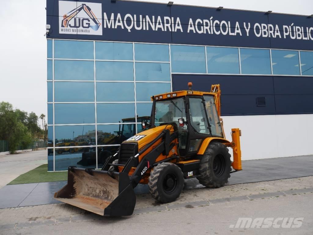 CAT 422 D Екскаватори-навантажувачі