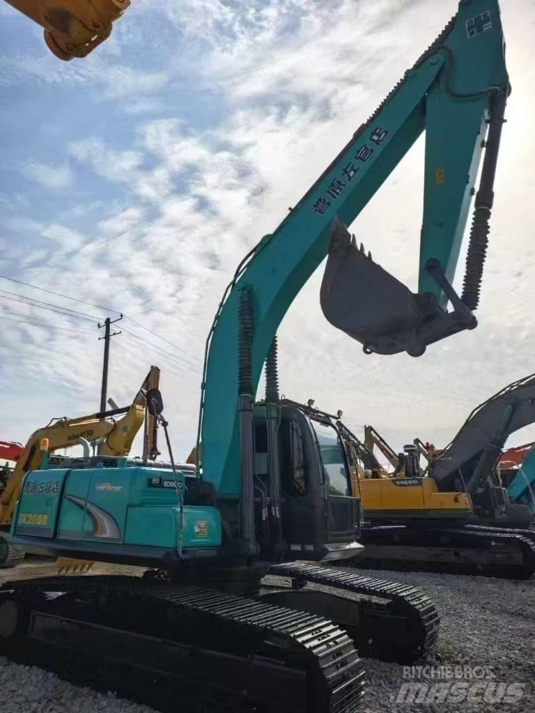 Kobelco SK 200 Гусеничні екскаватори