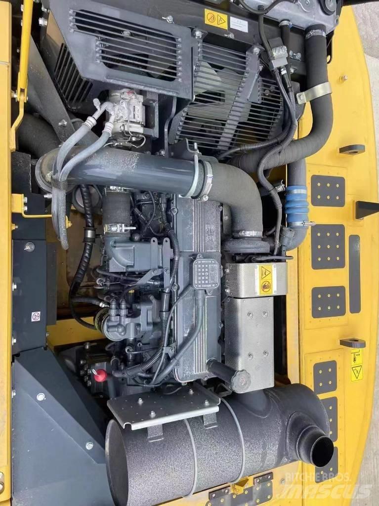 CAT 336D2L Середні екскаватори 7т. - 12т.