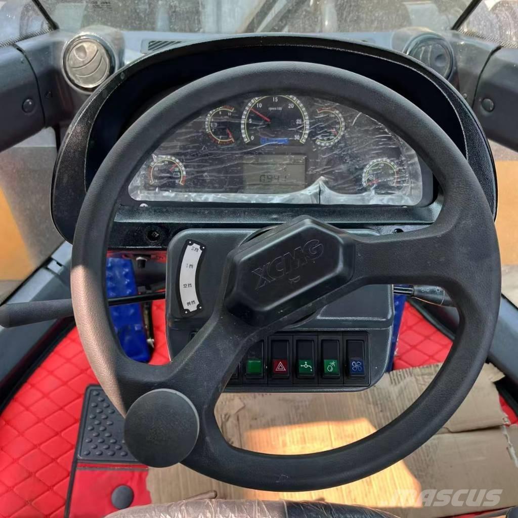 XCMG ZL 50 GN Фронтальні навантажувачі