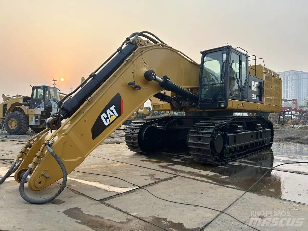 CAT 2020 CAT 390F Колісні екскаватори