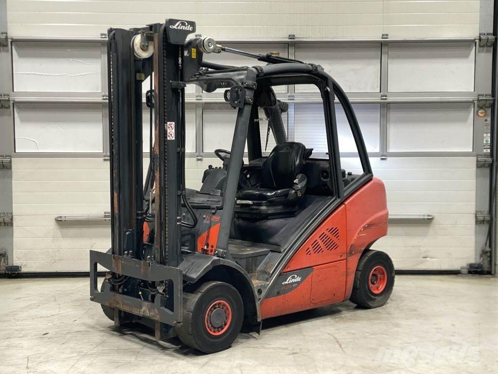 Linde H25D-02 Дизельні навантажувачі