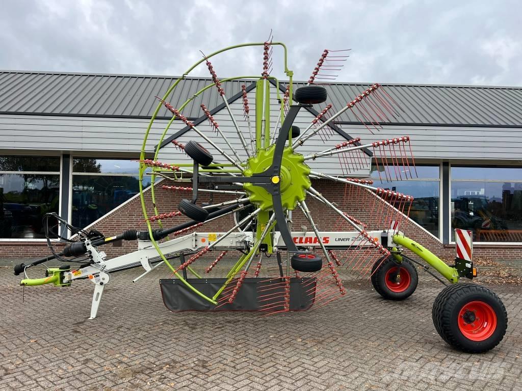 CLAAS Liner 2900 Рядкові жатки