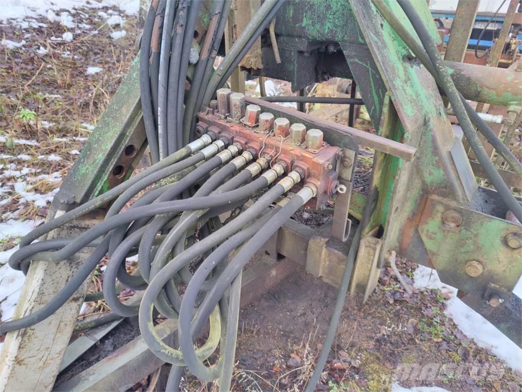  Kornos 2010 Лісові причепи