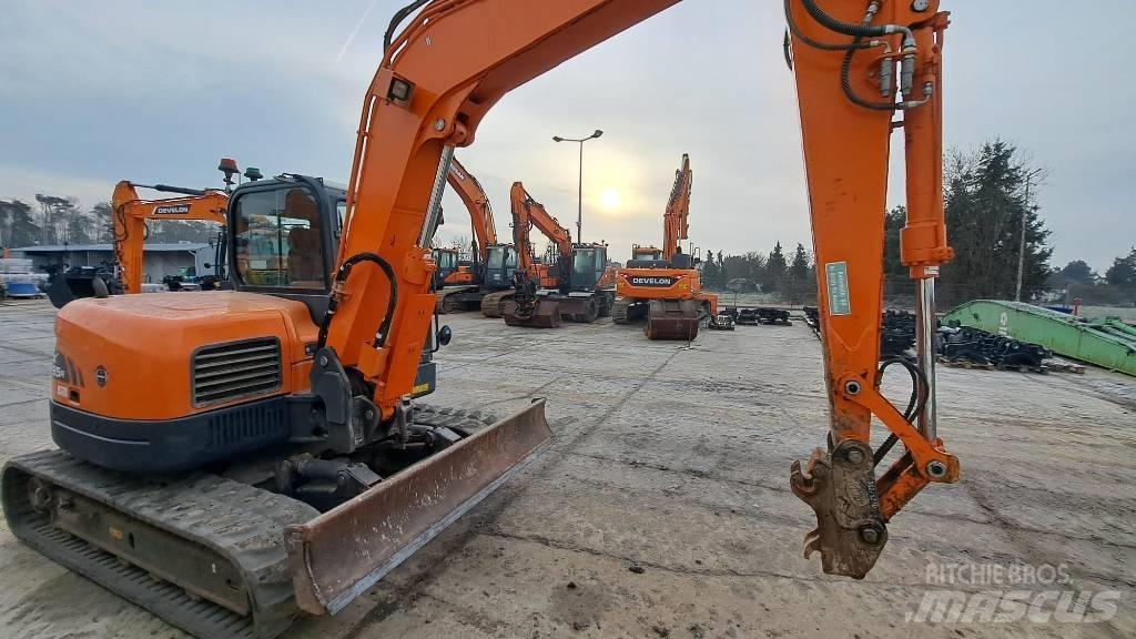 Doosan DX 85 R-3 Середні екскаватори 7т. - 12т.