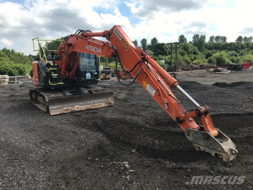 Hitachi ZX 135 US-6 Гусеничні екскаватори