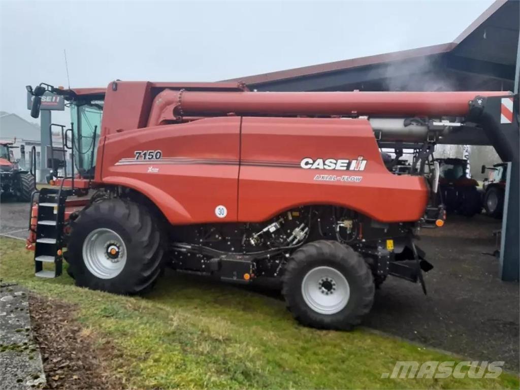 Case IH 7150 AF Зернозбиральні комбайни