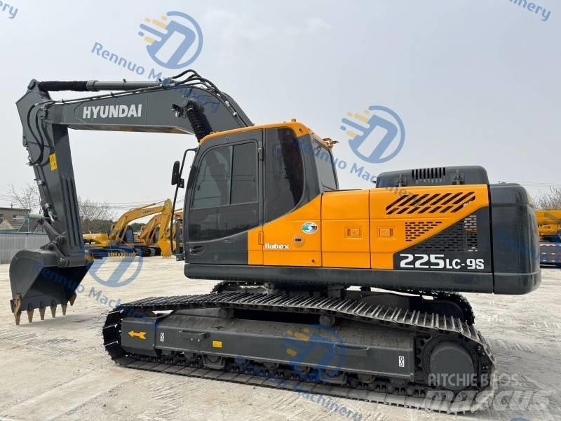 Hyundai 225-9S Гусеничні екскаватори