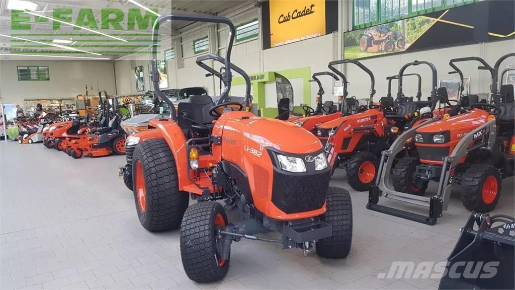 Kubota l1-382 turf Трактори