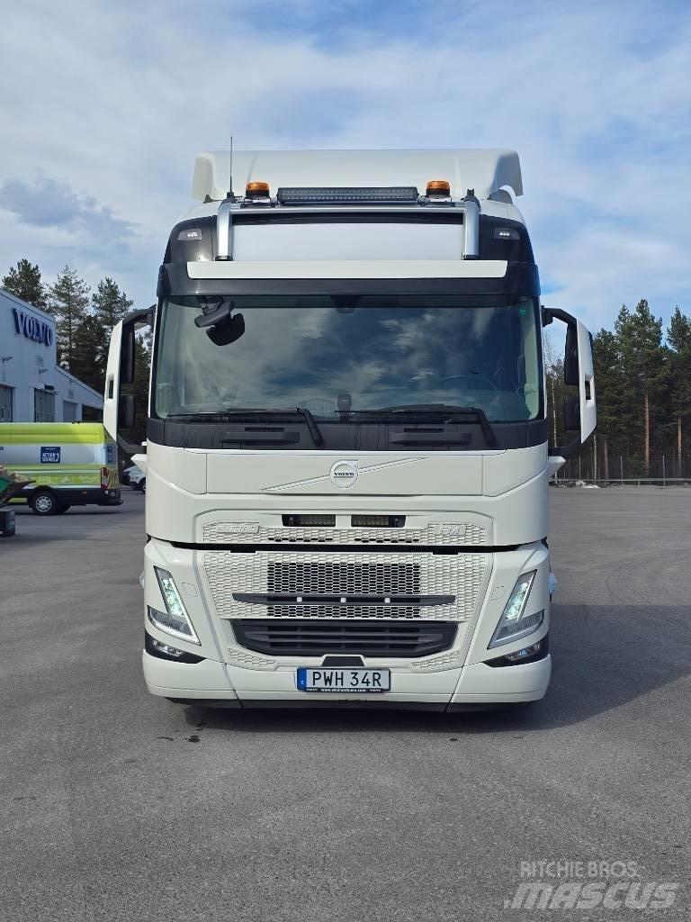 Volvo FM Electric Вантажівки з гаковим підйомом