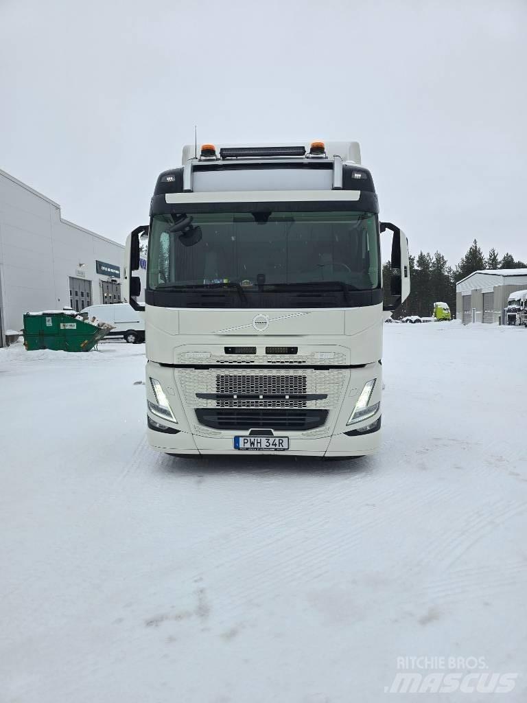 Volvo FM Electric Вантажівки з гаковим підйомом