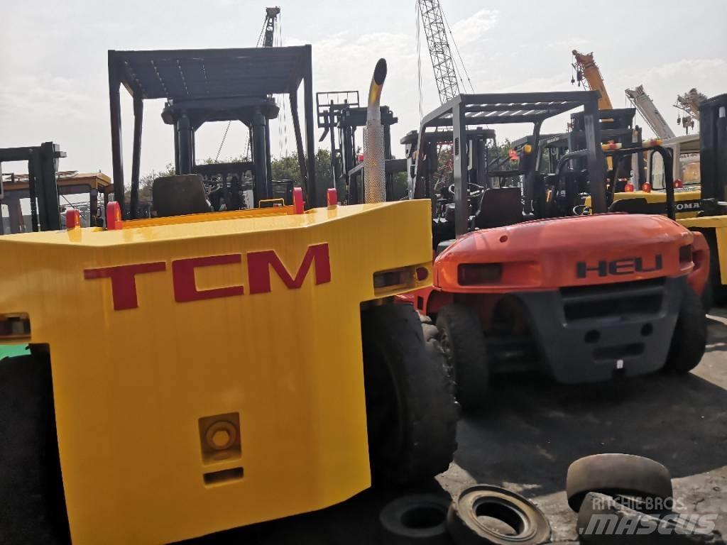 TCM 15 Ton Дизельні навантажувачі