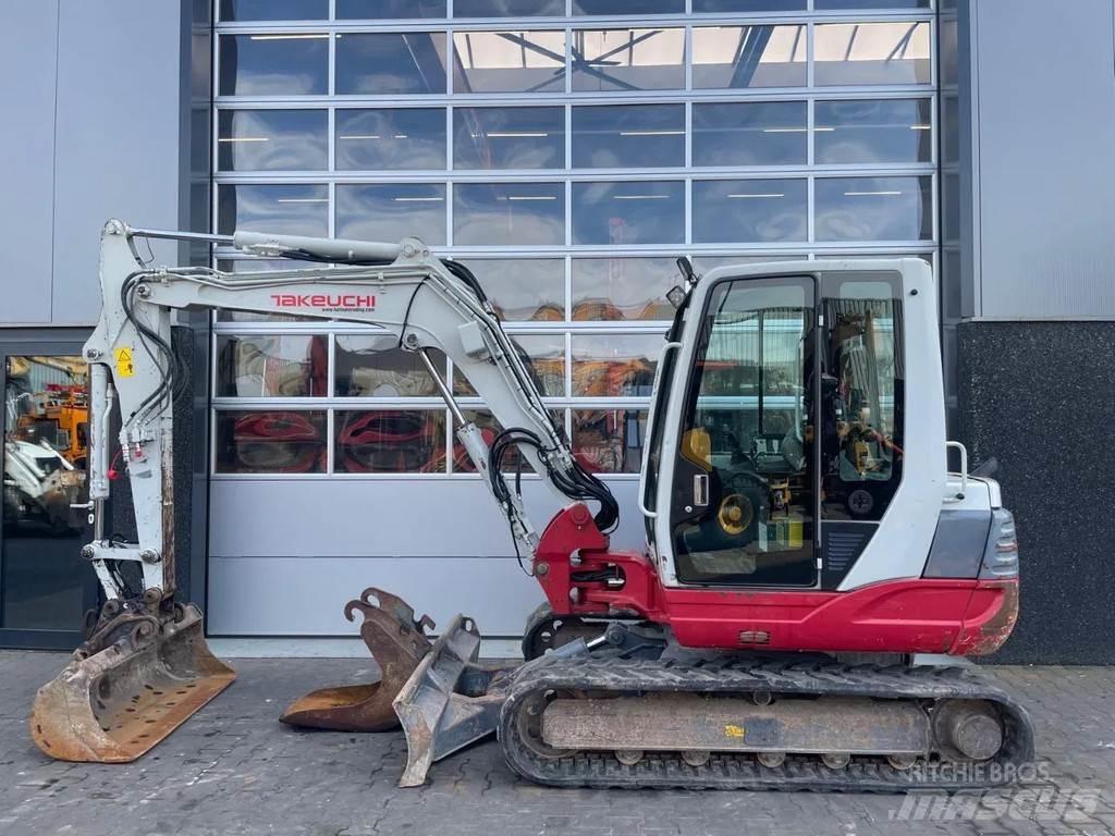 Takeuchi TB250 Міні-екскаватори < 7т