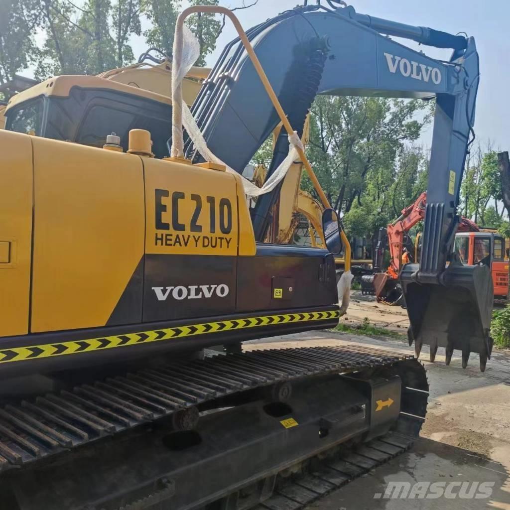 Volvo EC 210 D Гусеничні екскаватори