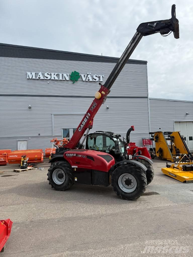 Case IH Farmlift 742 Телескопічні навантажувачі